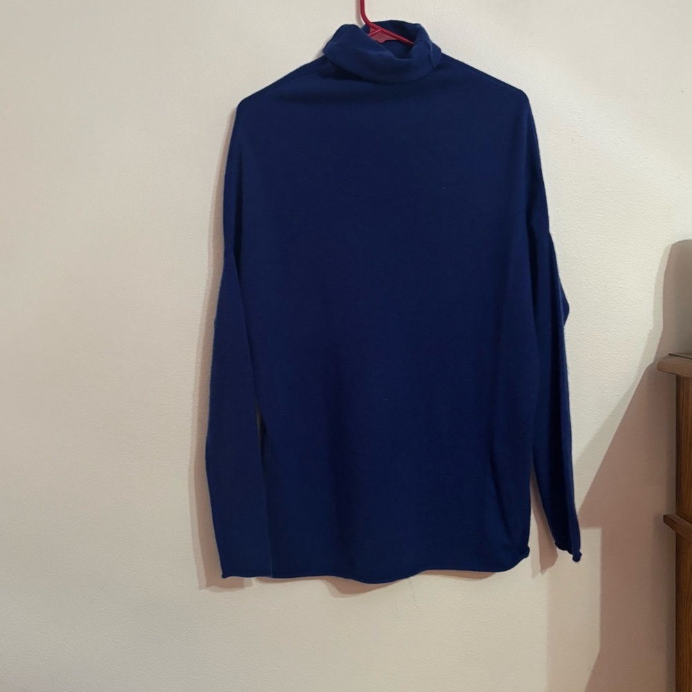 Tory Burch 100% Cashmere Oversized Dolman Turtleneck Sweater – Saphire Blue - Picture 10 of 11